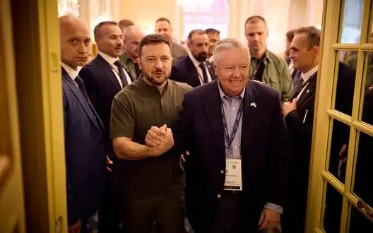 Zelenskyy discusses with US Congressional delegation expansion of training missions for Ukrainian pilots on F-16s.. PHOTO