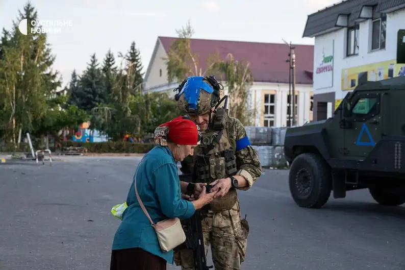 Операция "Хитрый х*хол": бойцы ВСУ без единого выстрела захватили село в Курской области