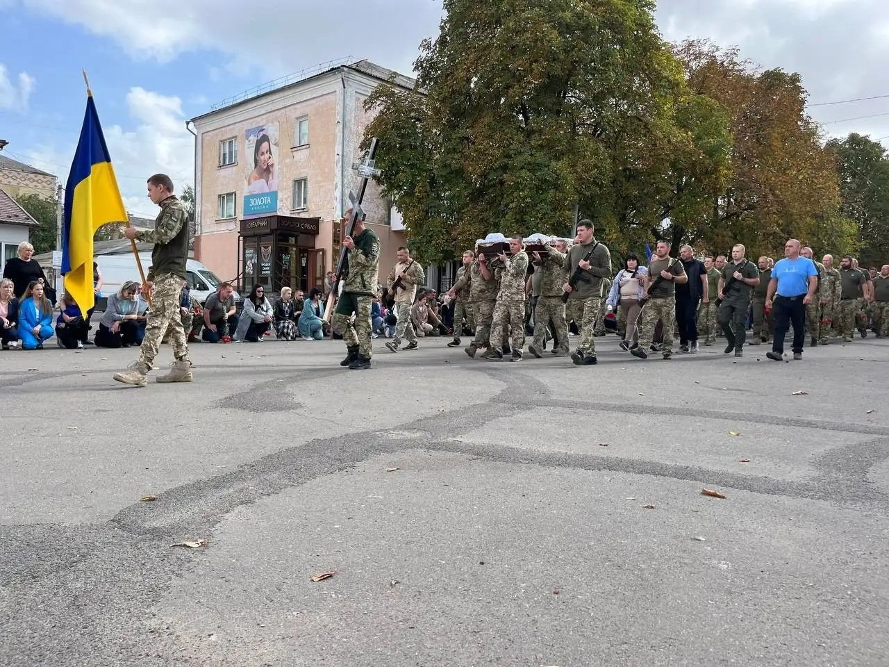 Комбат ТрО якобы застрелился после бегства бойцов с позиций под Угледаром: власти говорят, что погиб