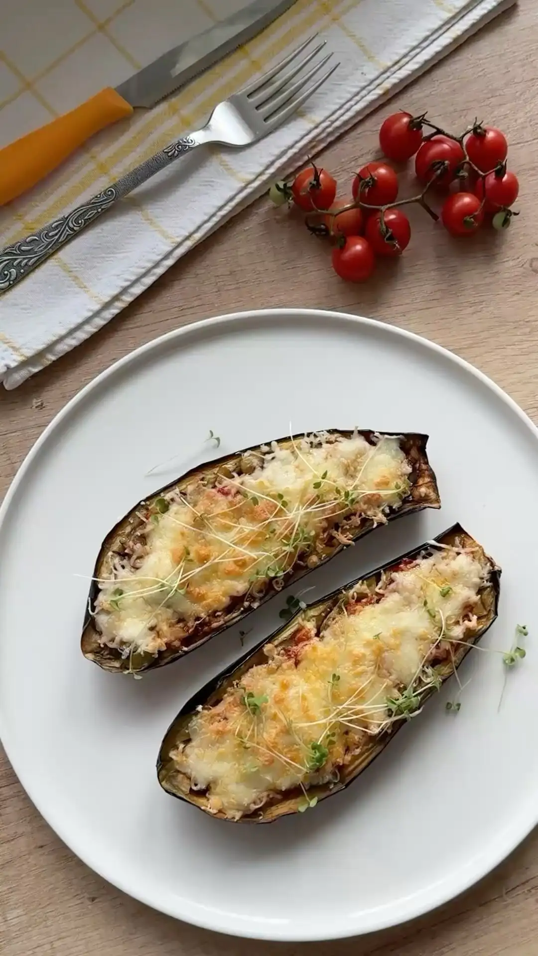 Запеченные баклажаны: рецепт вкусного и полезного блюда с помидорами и сыром