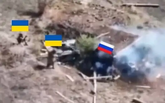 Fighters capture two Russians while clearing enemy position. VIDEO