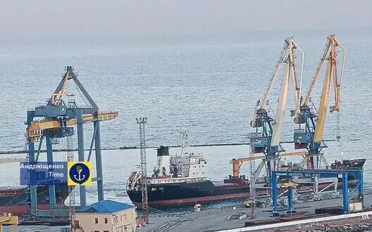 Russia is increasing military transportation through Mariupol port - city council