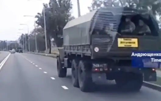 Large redeployment of Russian troops to front was spotted in Mariupol: columns were moving to Vremivsk direction. VIDEO