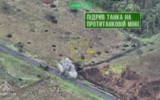 National Guard stopped convoy of enemy vehicles, blowing up Russian tank and enemy troops. VIDEO