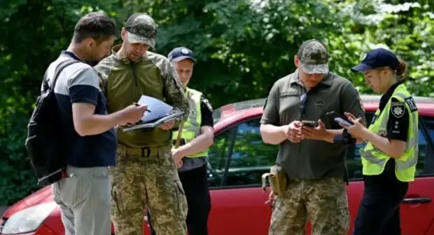 Залужный разкритиковал мобилизацию: до сих пор принципы со времен Петра I