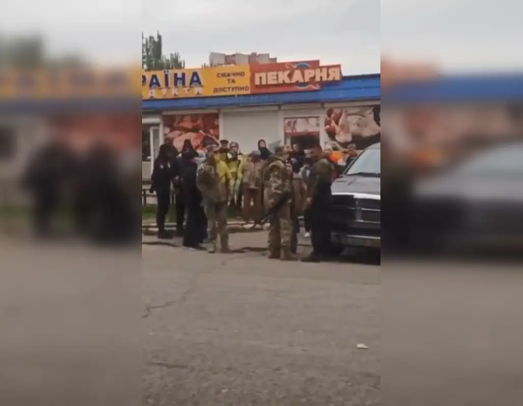 В Запорожье военный выстрелил во время ссоры с людьми: в ТЦК заявили об угрозе (видео)