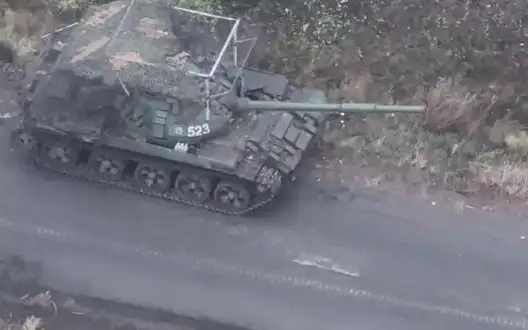 Ukrainian defense forces repel enemy attack and destroy 2 tanks and 4 IFV. VIDEO