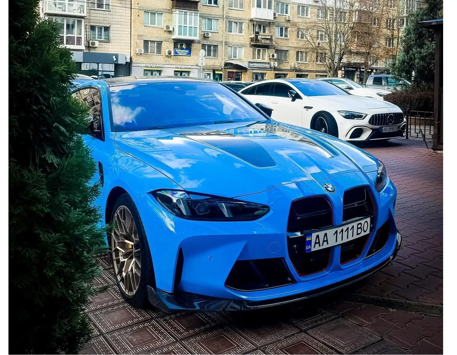 В Киеве заметили новейший мощный спорткар BMW за 5 миллионов (фото)