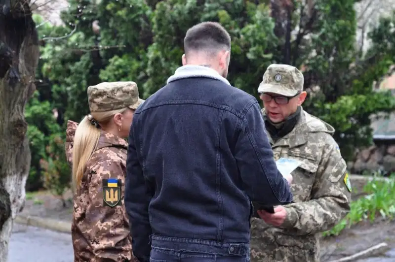 ТЦК отказала в отсрочке мужчине с тремя детьми, который предоставил все документы: решение суда