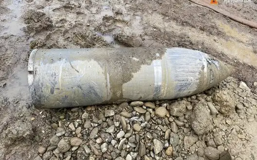 Rescuers neutralize warhead of "Kinzhal" used by RF to attack Lviv in September. PHOTOS