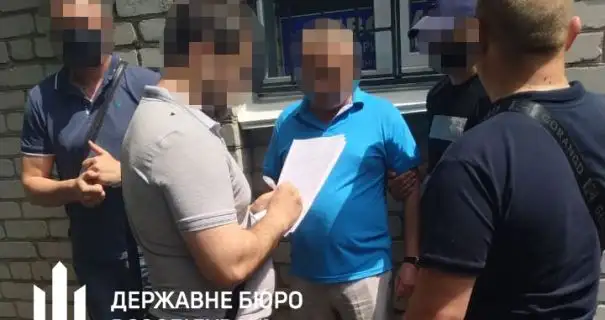 Судовий розпорядник із Житомира, якого викрили на хабарництві, отримав чотири роки в'язниці