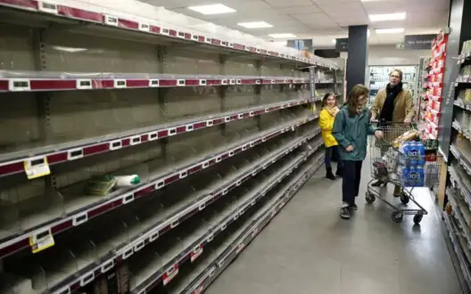 EU is advised to stock up on food and water in case of war with Russian Federation