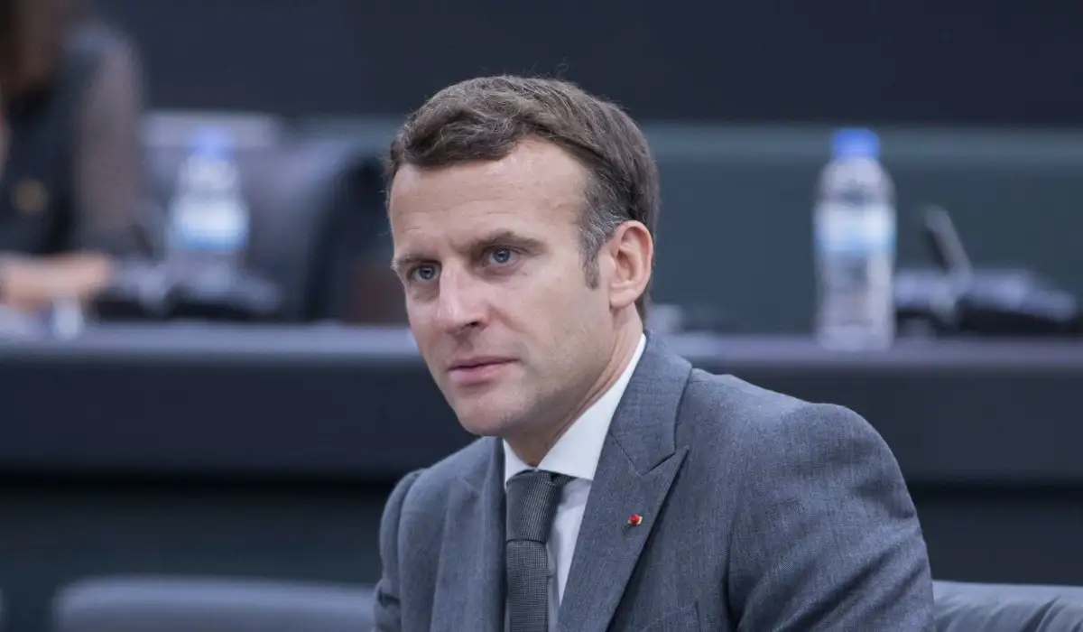 This is the only way. Macron made a tough demand for Ukraine