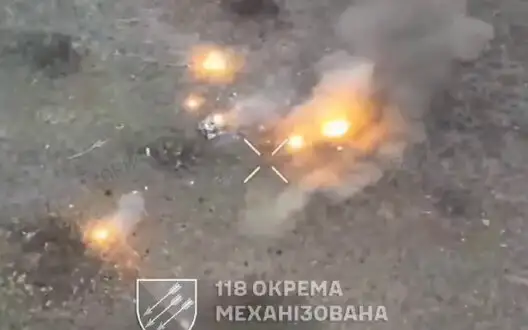 Occupier is on fire in Robotyne area after Ukrainian drone hit. VIDEO