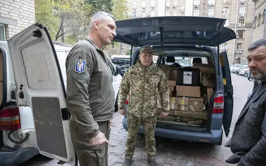 Drones, EWs, generators, heaters - Klytschko handed over aid to three brigades