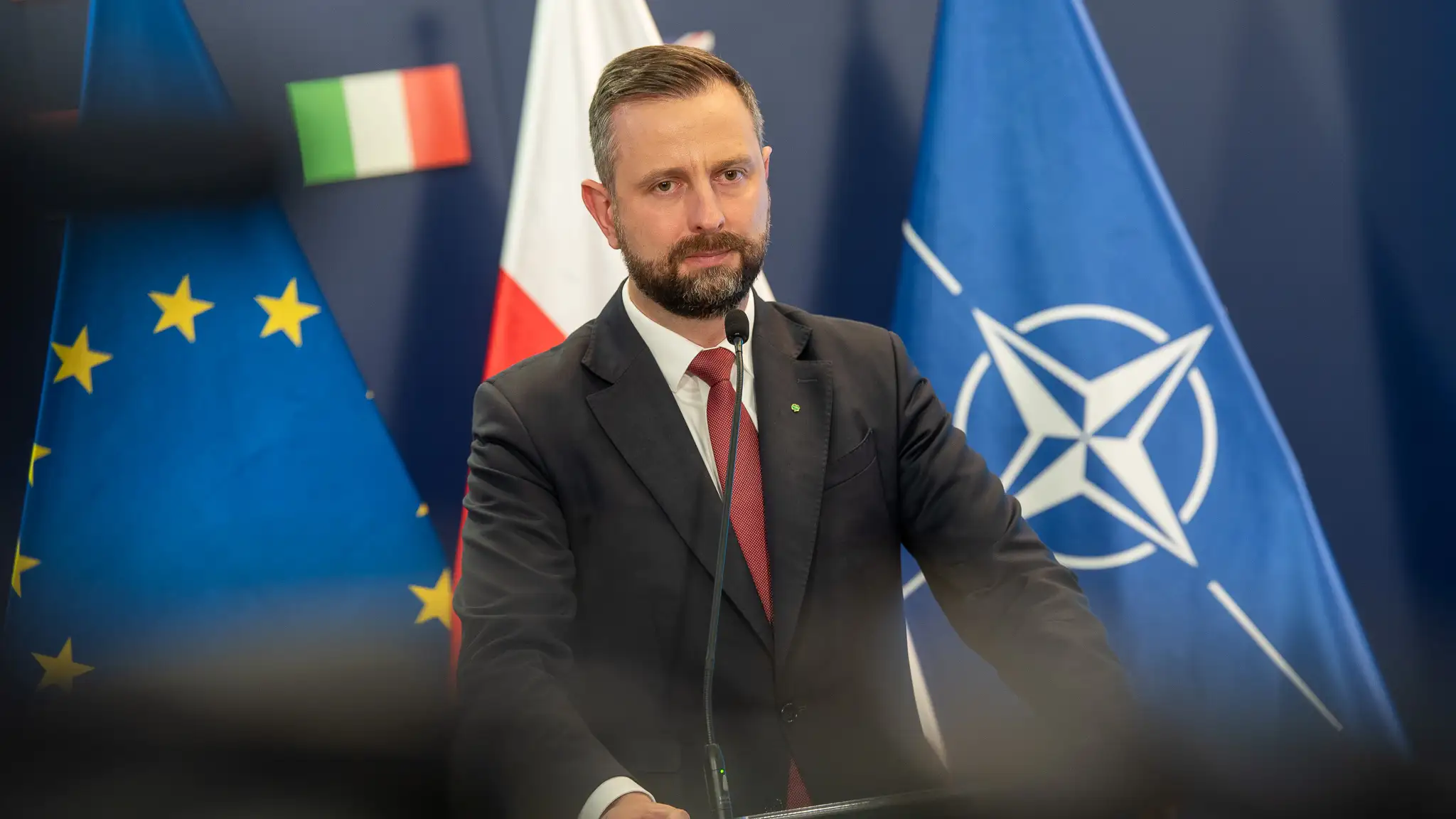 The Minister of Defense of Poland reprimanded Zelenskyi and all Ukrainians