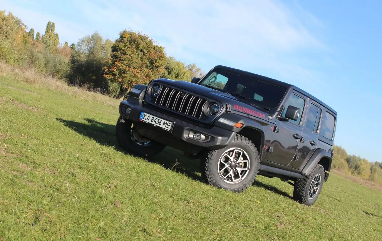 Тест-драйв Jeep Wrangler: переваги та недоліки рамного позашляховика