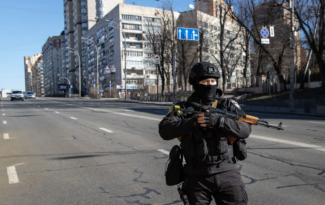 В Киеве разворачивают дополнительные блокпосты и усиливают проверку документов: какая причина