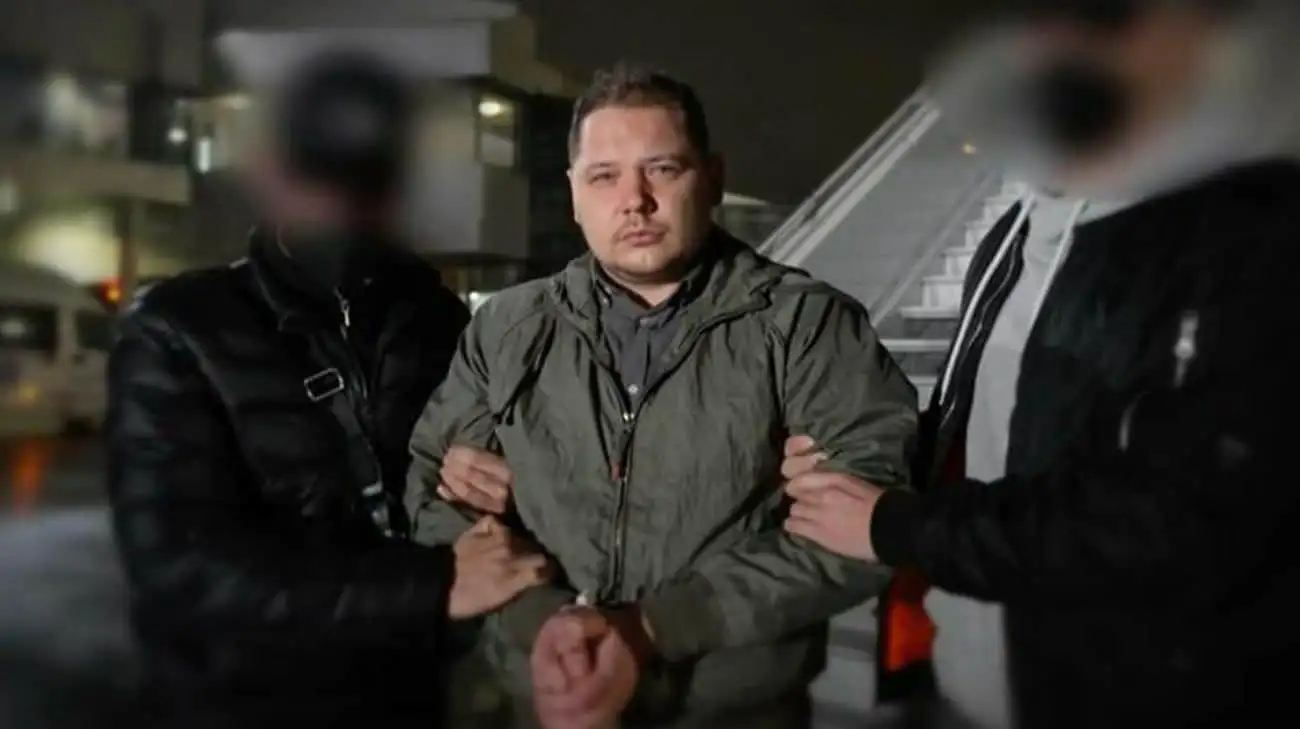 Belarusian soldier who fought for Ukraine is extradited from Vietnam