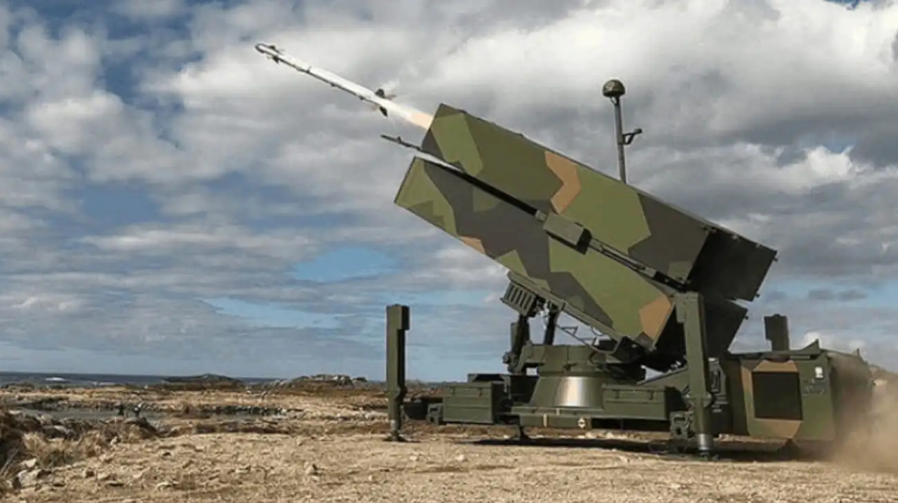 Ukraine receives NASAMS air defence systems promised by Canada – media