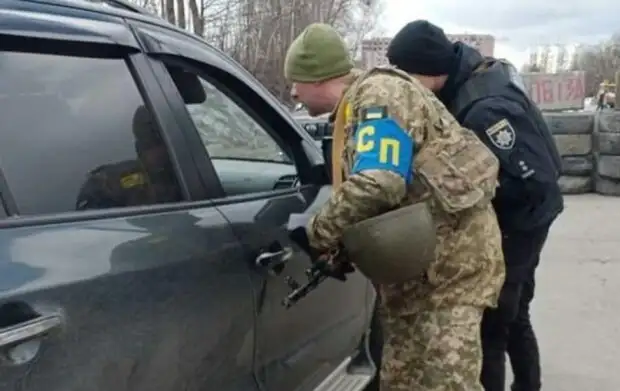 В Киеве экстренно разворачивают блокпосты: проверки транспорта и людей станут регулярными