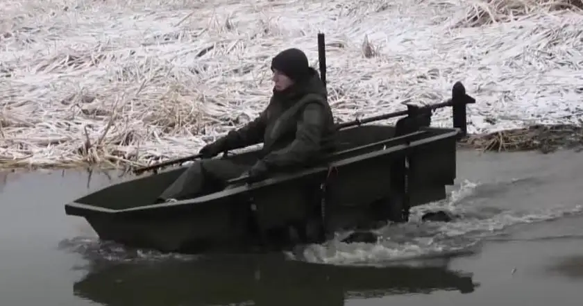 Может передвигаться как по воде, так и по суше: изобретатели с Волыни презентовали дрон-амфибию (видео)