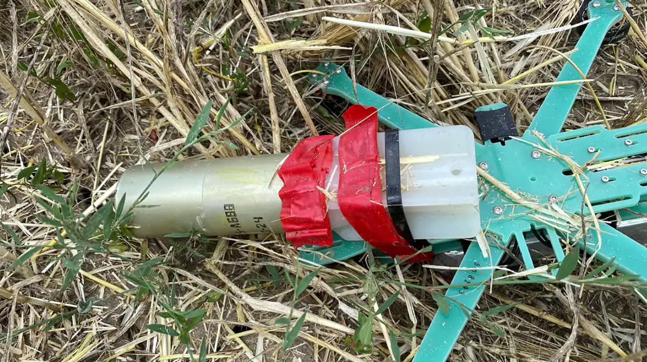 Russians injure two civilians in Kherson Oblast by dropping explosives from drones