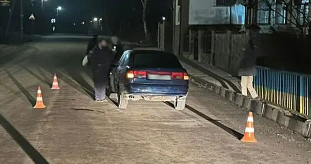 На Львівщині п’яний водій збив пішохода: чоловіка госпіталізували