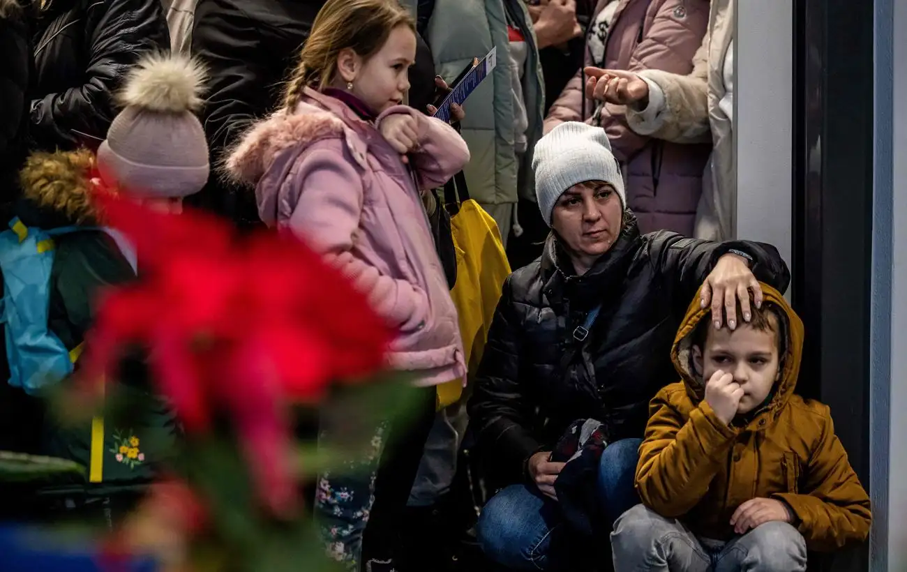 Уменьшение выплат и новые разрешения на пребывание. Какие изменения ждут беженцев в 2025 году