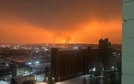 Fire breaks out in Bryansk region after series of explosions, authorities report downing of 10 drones. VIDEO