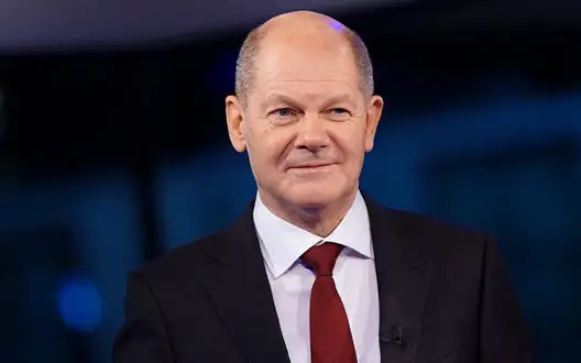 Scholz urges German business to invest more in Ukraine