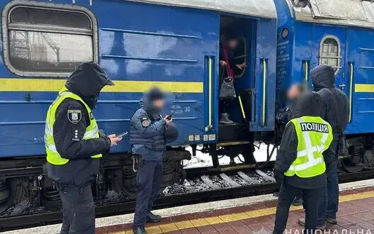 Large-scale scheme of "extortion" on international tickets organised: officials of "Ukrzaliznytsia" were served notice of suspicion. PHOTOS