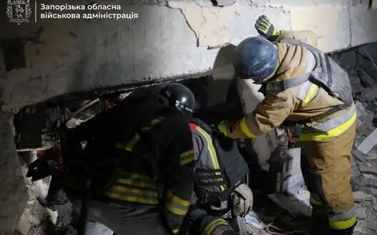 Strike on Zaporizhzhia: death toll rises to 10, woman’s body recovered from rubble