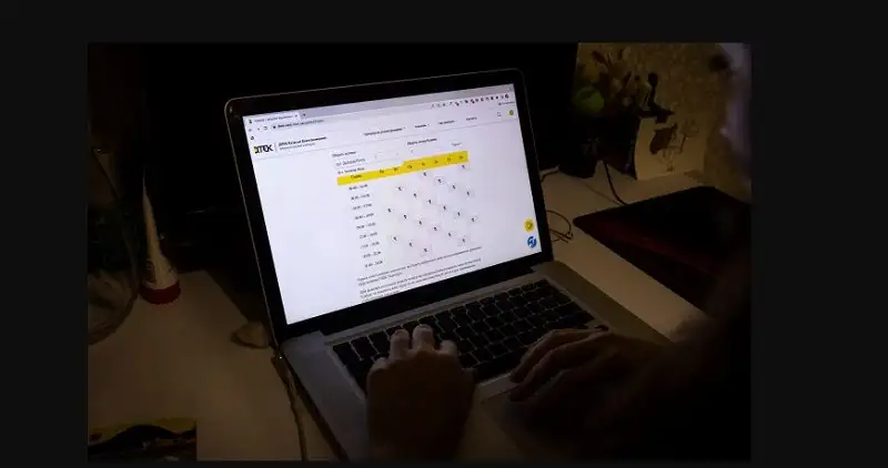 С понедельника в Украине будут действовать новые графики отключений света: сколько будет очередей и групп