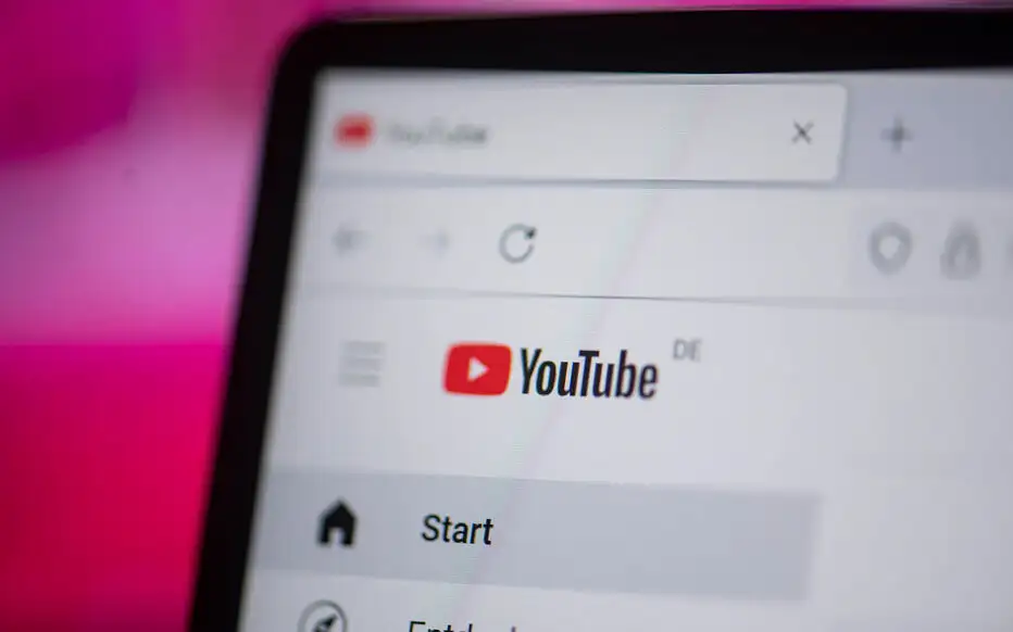 У Росії практично повністю заблокували роботу YouTube