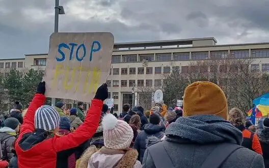 "Enough with Russia": Bratislava protests Fico’s visit to Putin. PHOTOS