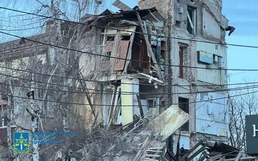 Consequences of Russian strike on Kryvyi Rih: house, shops and cars are damaged, 6 injured. PHOTO