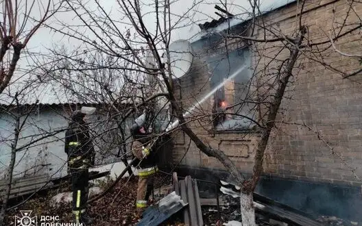 Russian Federation attacks rescuers extinguishing fire after shelling in Udachne, Donetsk region. PHOTOS