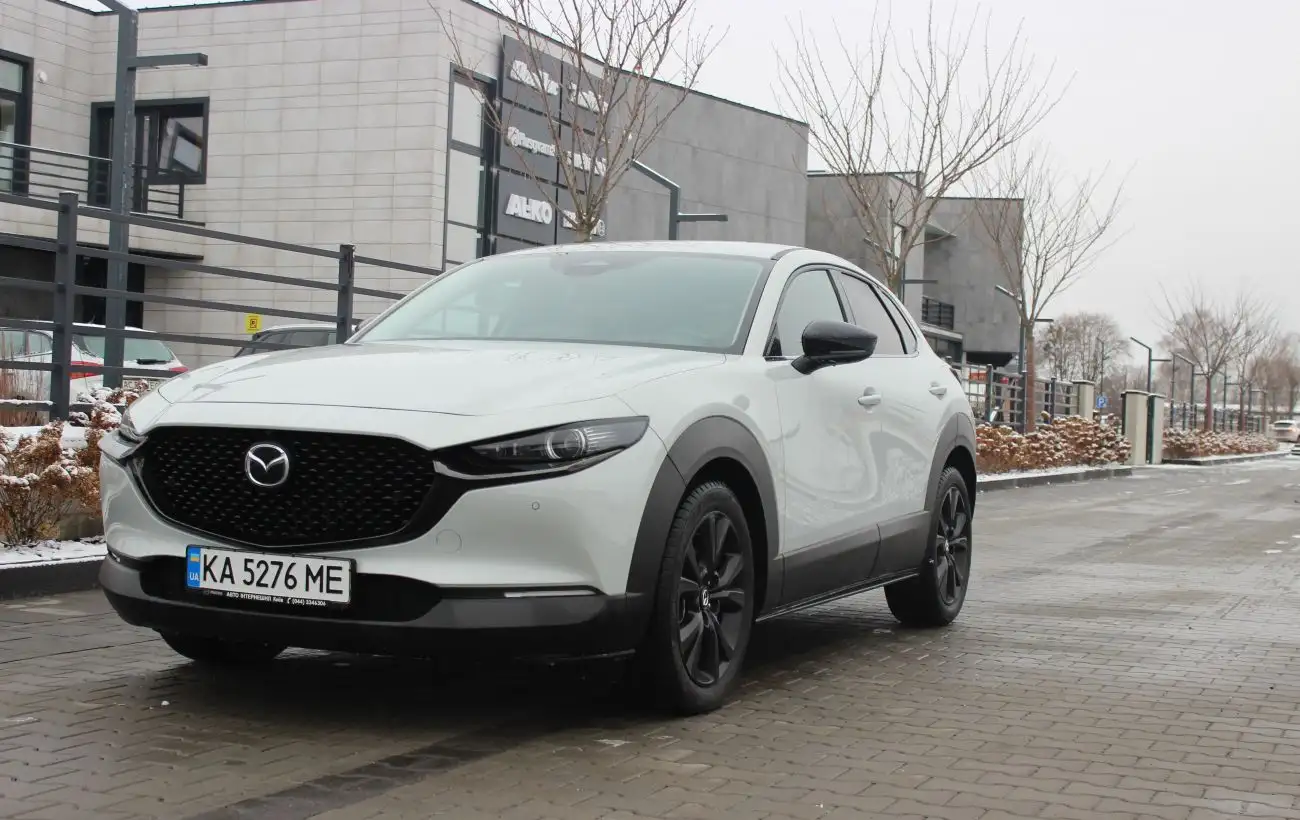 Тест-драйв Mazda CX-30: вивчаємо особливості оновленого японського кросовера