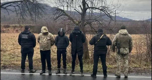 На Закарпатті переправники ухилянтів замаскувалися під траурний кортеж