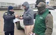 В Изюме чиновник выдавал старые дома за жилье, поврежденное обстрелами