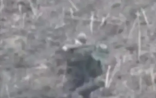 Unsuccessful attempt of Russian military to shoot down Ukrainian FPV drone with assault rifle in Donetsk region. VIDEO