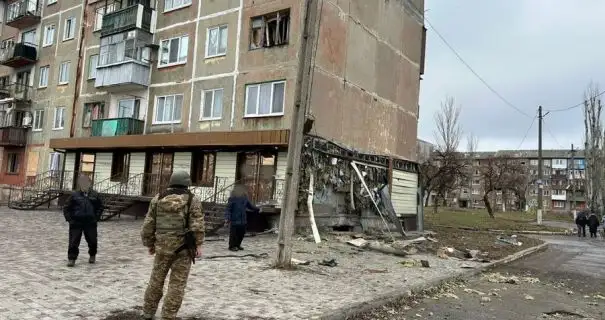 Из-за бомбардировок Донецкой области пострадали 2 мирных жителя