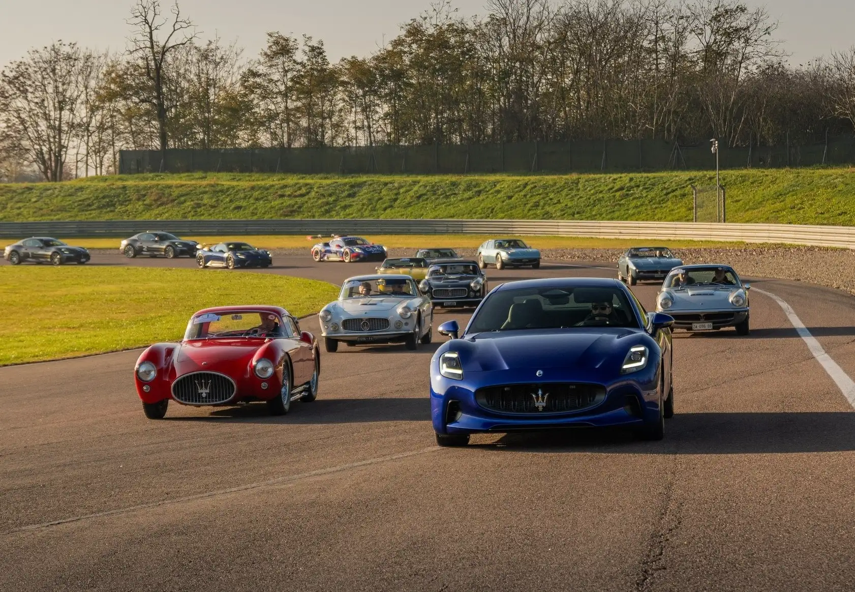 110 лет под знаком трезубца: Maserati празднует юбилей (фото)