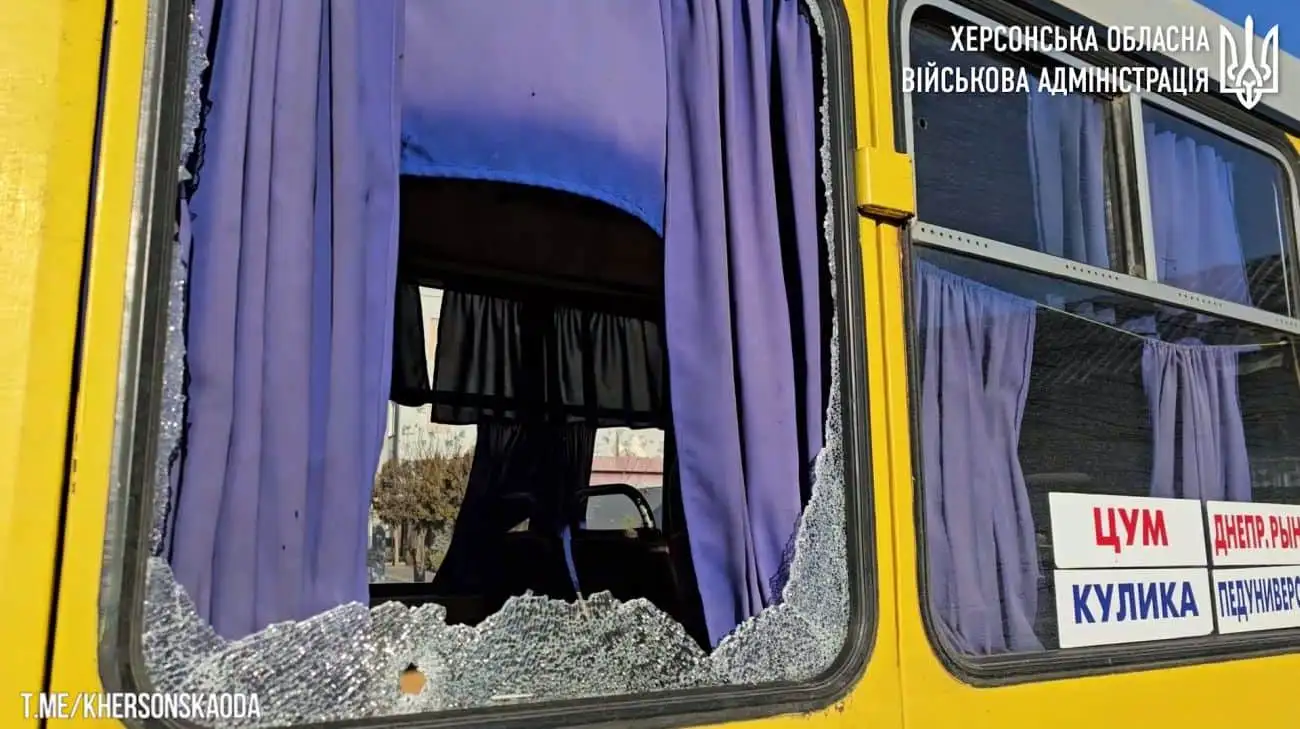 Russians target bus in Kherson, injuring driver