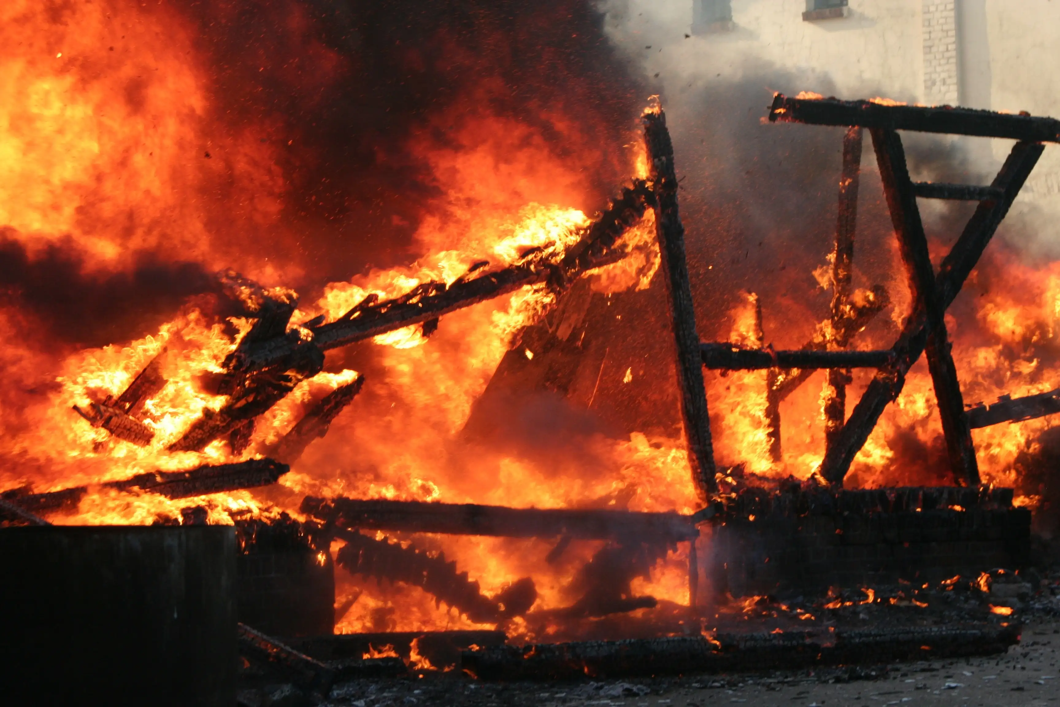 The General Staff of the AFU confirmed the destruction of the Yartsevska oil depot in the Smolensk region by drones