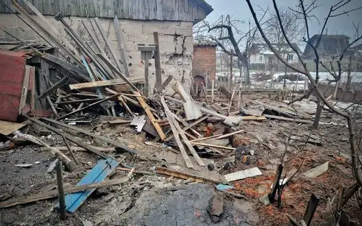 Russia shelled city center in Chernihiv region with artillery: shops and bakery were damaged. PHOTOS