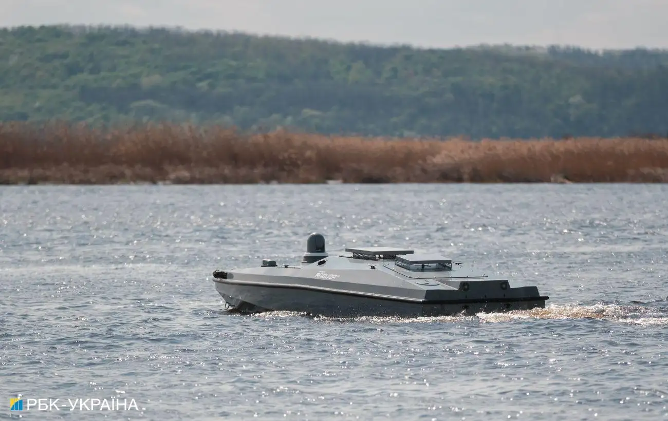 Defense Express объяснило, чем уникальна операция ГУР по уничтожению вертолетов РФ возле Крыма