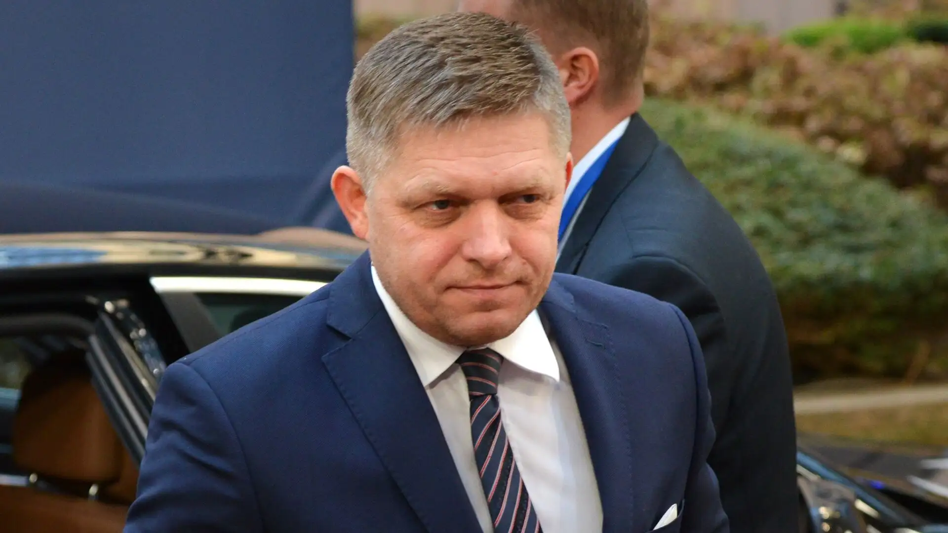 Fico threatens Ukrainian refugees in Slovakia over suspension of Russian gas transit