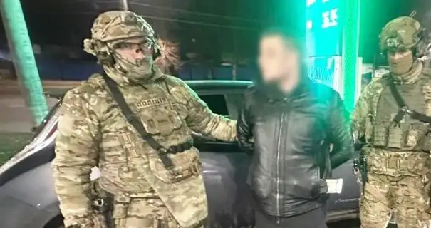 На Вінниччині працівник ТЦК за 16 тисяч доларів допомагав охочим уникнути мобілізації